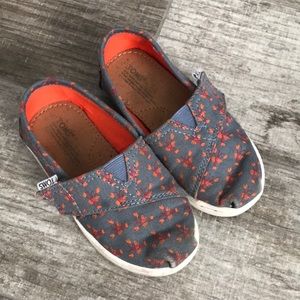 TOMS - infant/toddler 7T